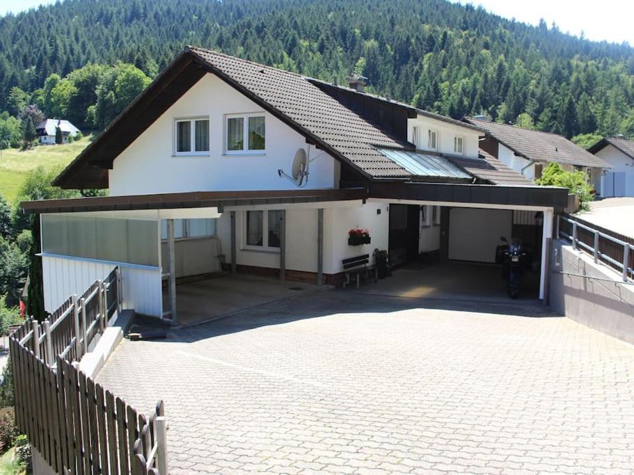 Ferienwohnung Schwarzwaldblick Bad Rippoldsau-Schapbach المظهر الخارجي الصورة